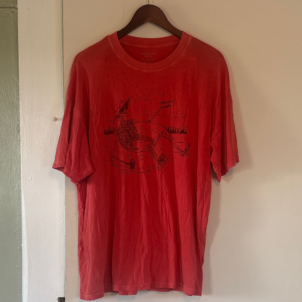 American Eagle Women’s Tomato Red Skeleton Oversize Cotton Tee Sz L/XL EUC